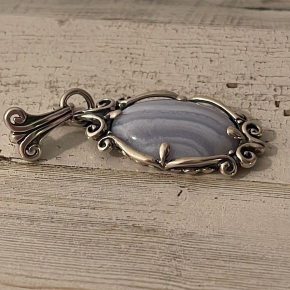 Carolyn Pollack Silver Blue Lace Agate Pendant Enhancer. - Picture 5 of 7